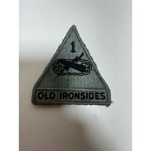 US Army OD 1st Armored Division Old Ironsides Patch Sew On